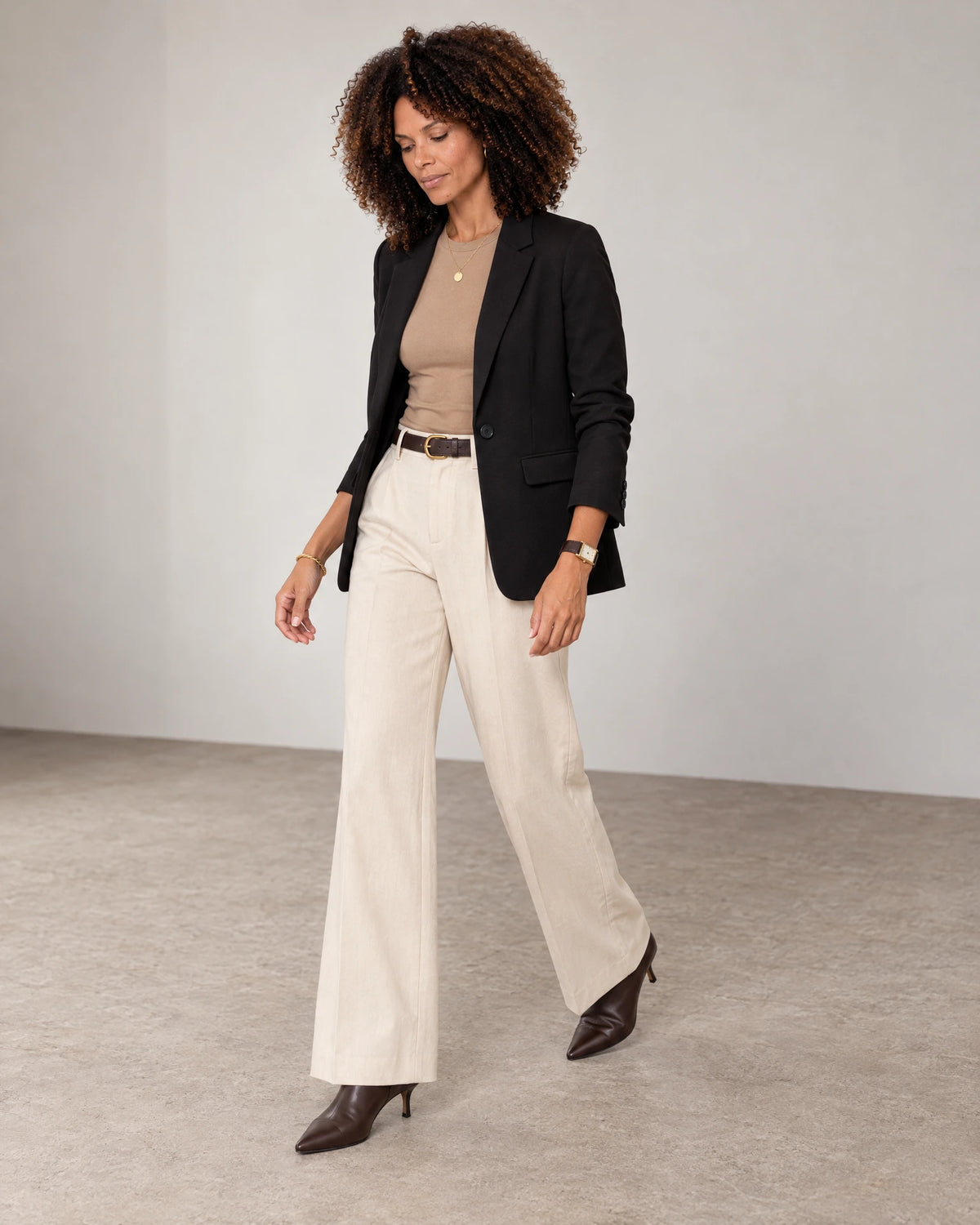 Classic Blazer in Black — full-length autumn look