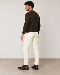 Classic Tapered Chinos campaign 04|ivory stone