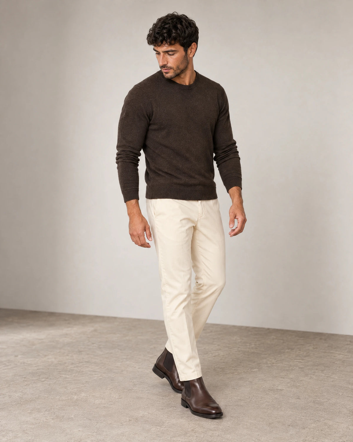 
Classic Tapered Chinos campaign 06