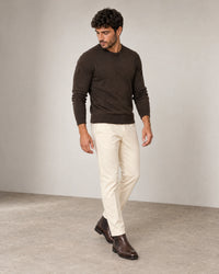 Classic Tapered Chinos campaign 06|ivory stone