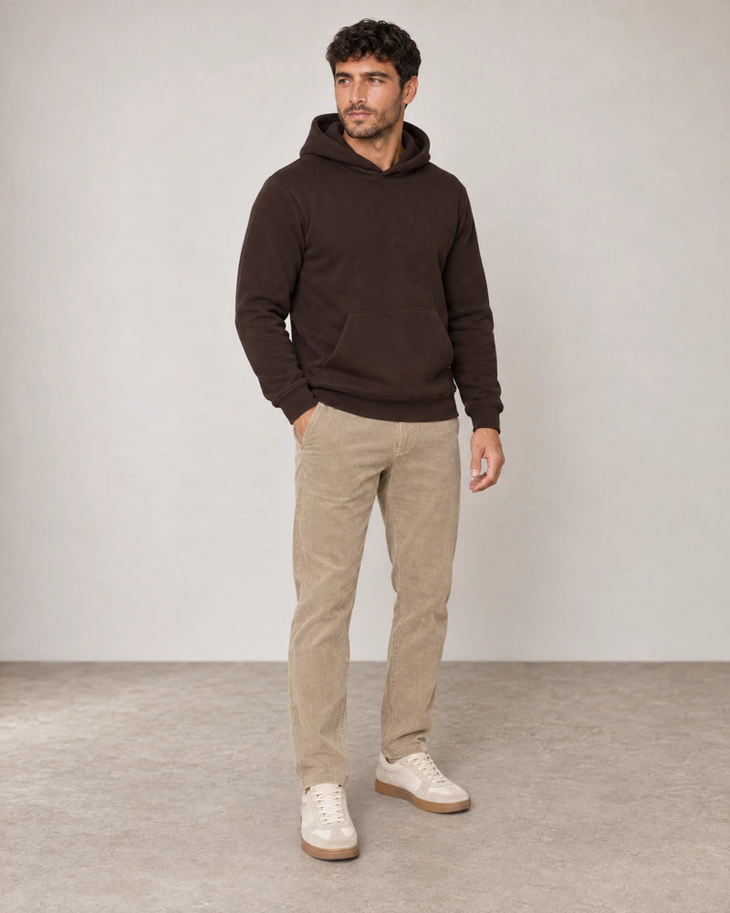 Cotton Fleece Hoodie campaign 02|smoked brown