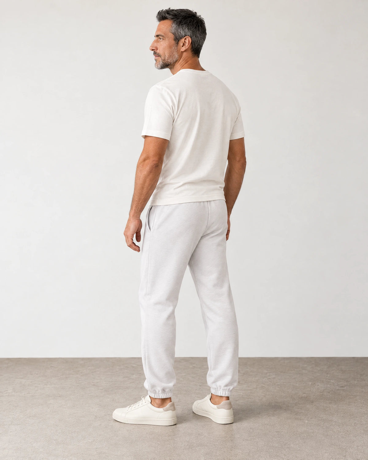 
Cotton Fleece Joggers campaign 04