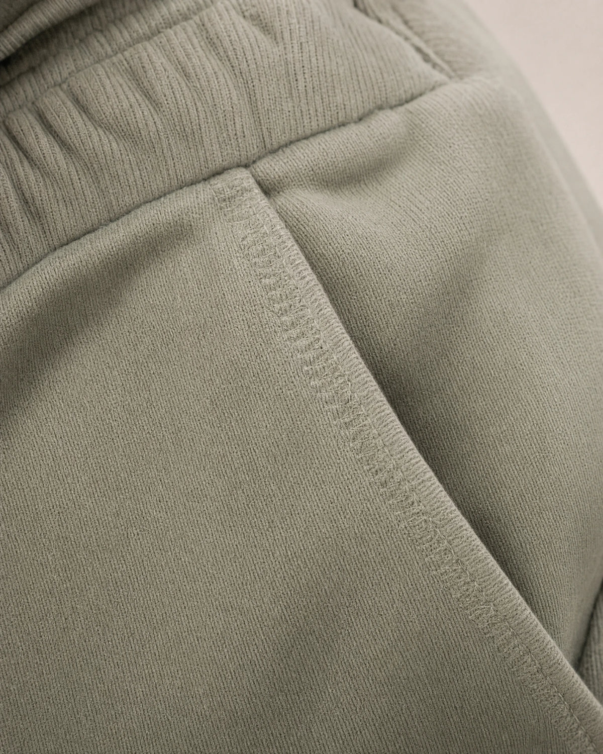 
Cotton Fleece Joggers campaign 08