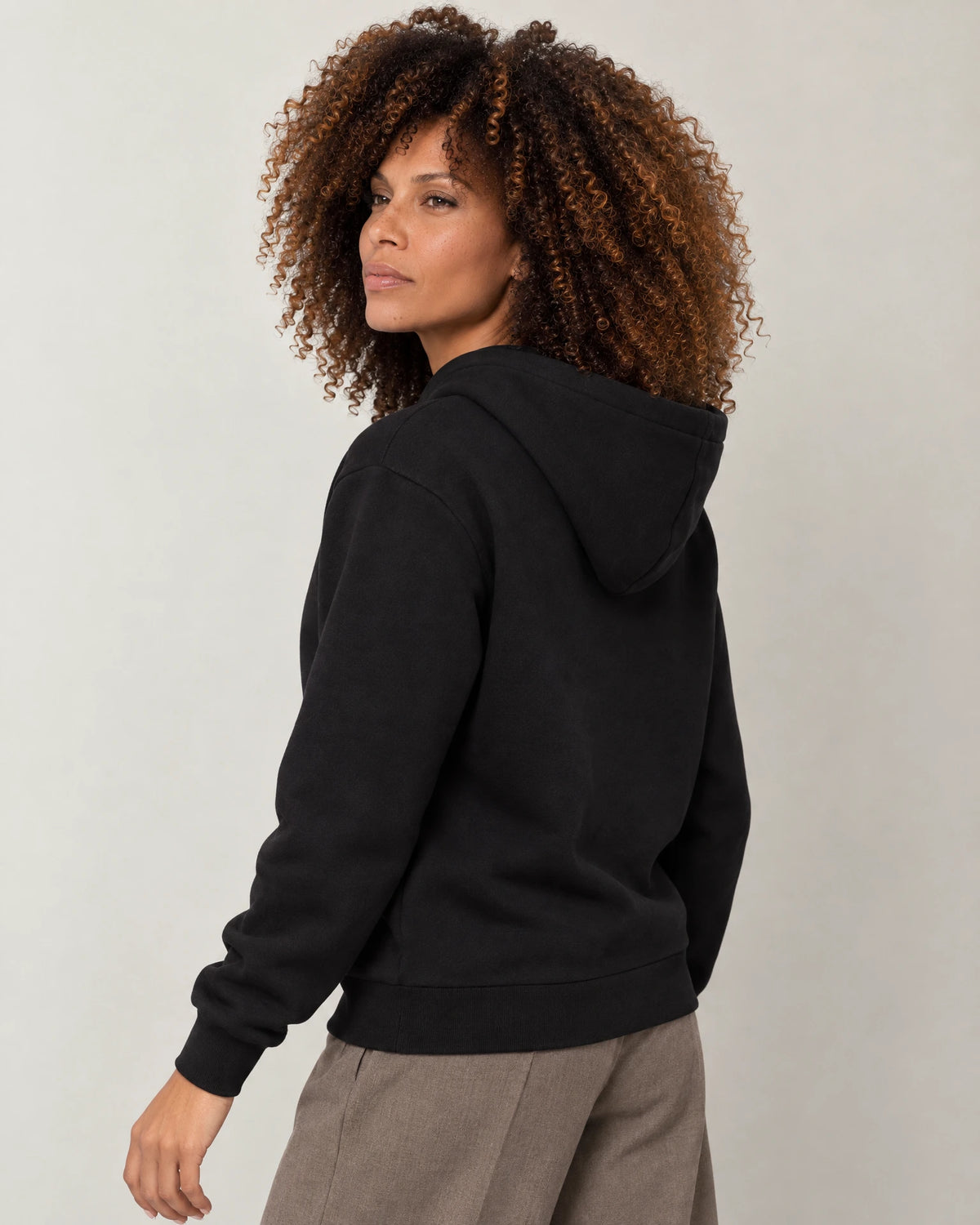 
Cotton Fleece Logo Hoodie campaign 04