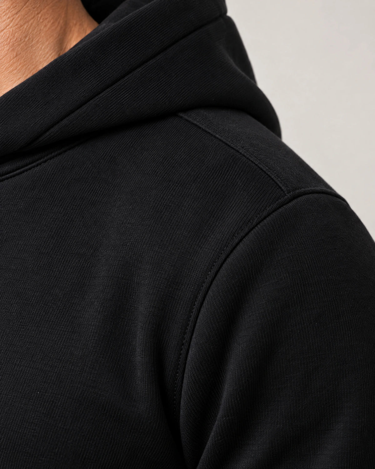 
Cotton Fleece Logo Hoodie campaign 08