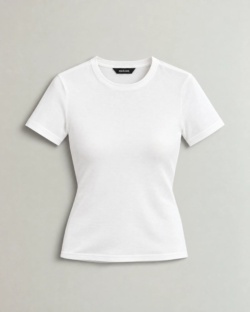 Fitted T-Shirt campaign 09|white