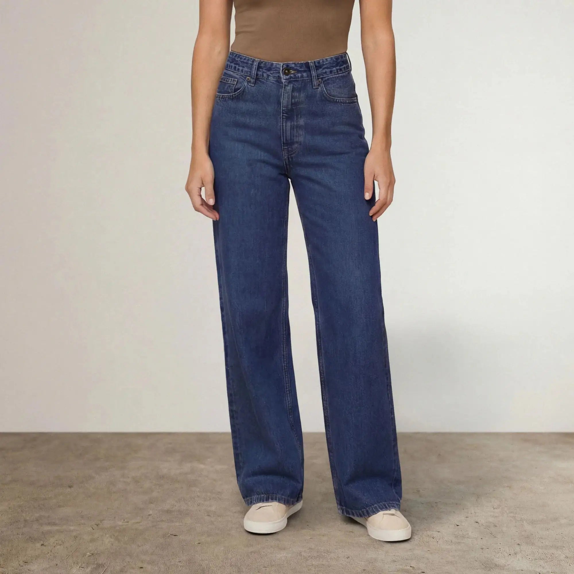 |deep navy wash denim