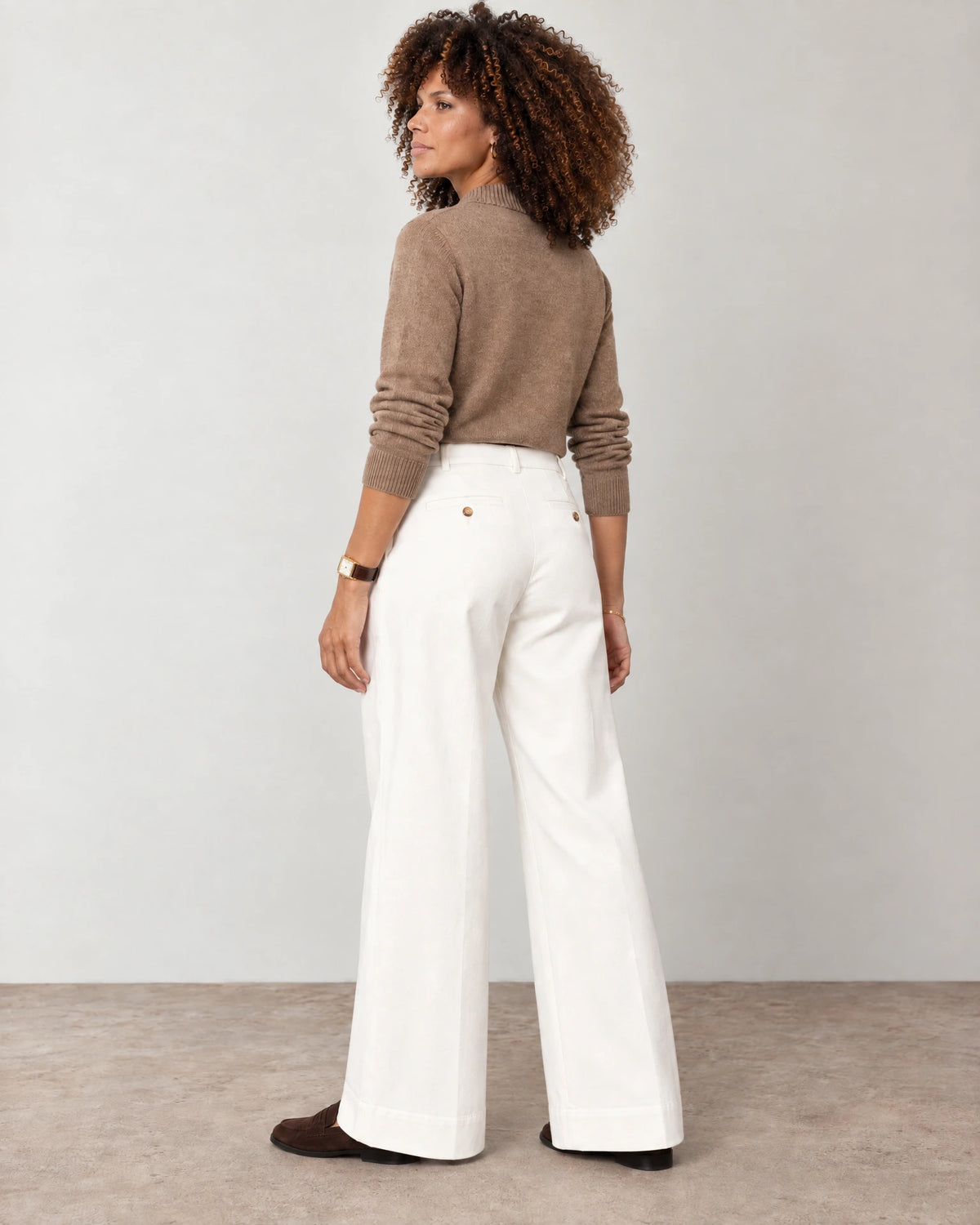 
High-Waisted Smart Trouser campaign 04