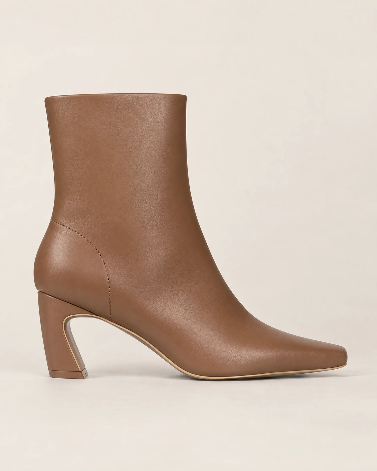 
Leather Ankle Boots campaign 04