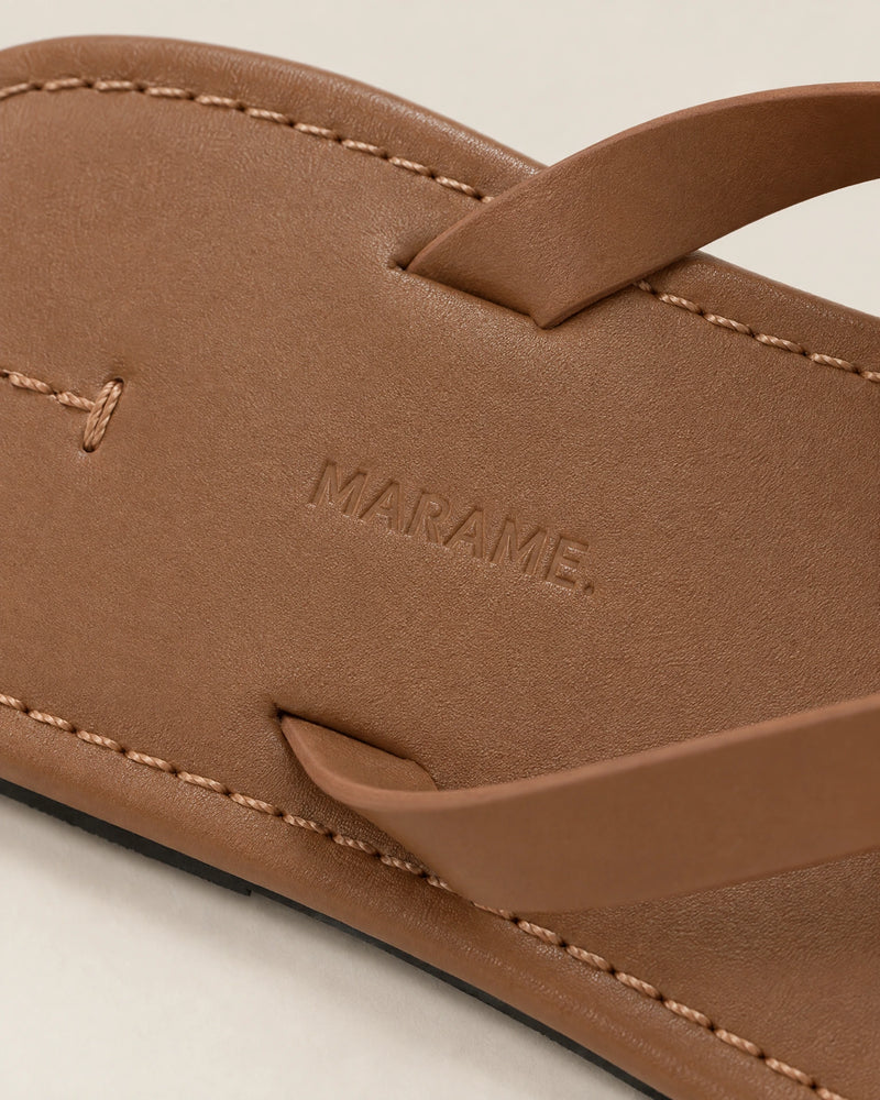 Leather Flip Flops campaign 05|brown