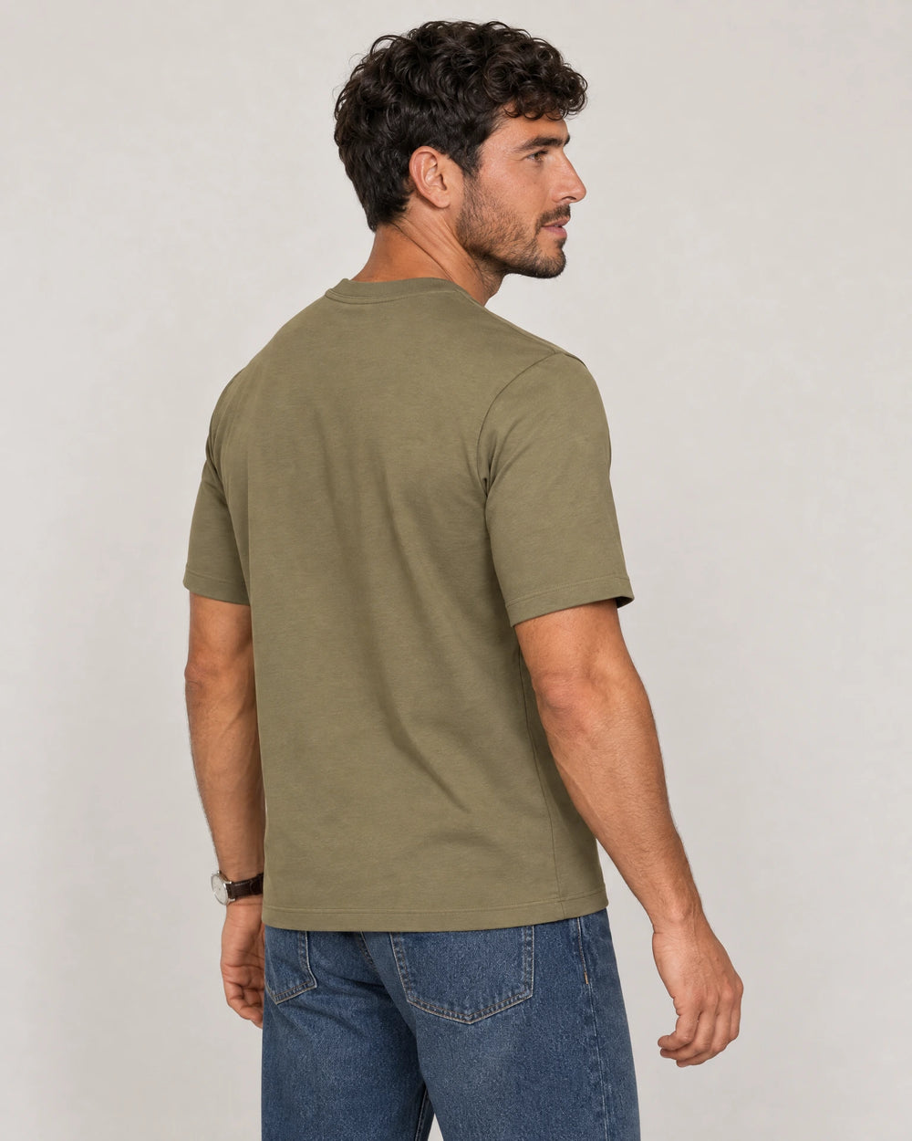 Relaxed Fit T-Shirt campaign 04|Olive