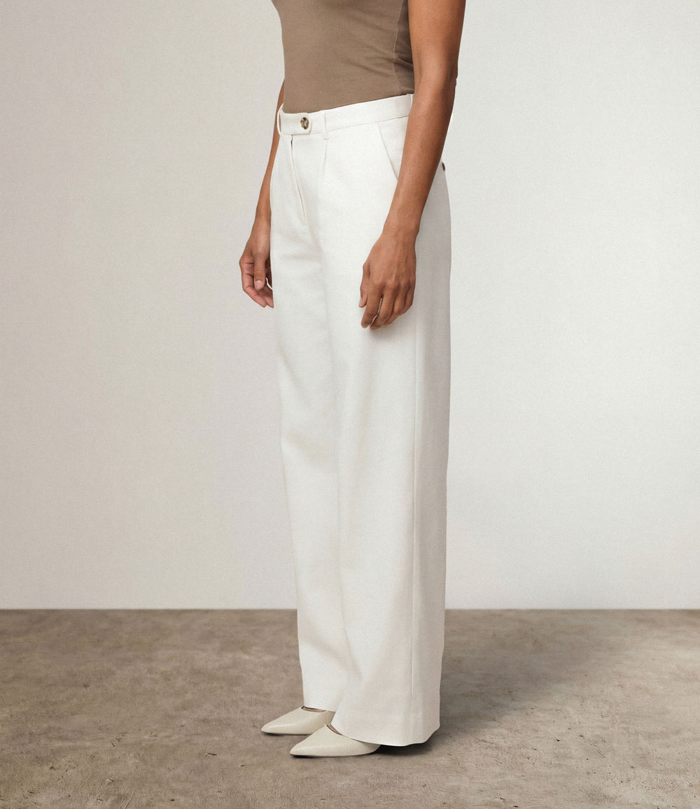 |white cream