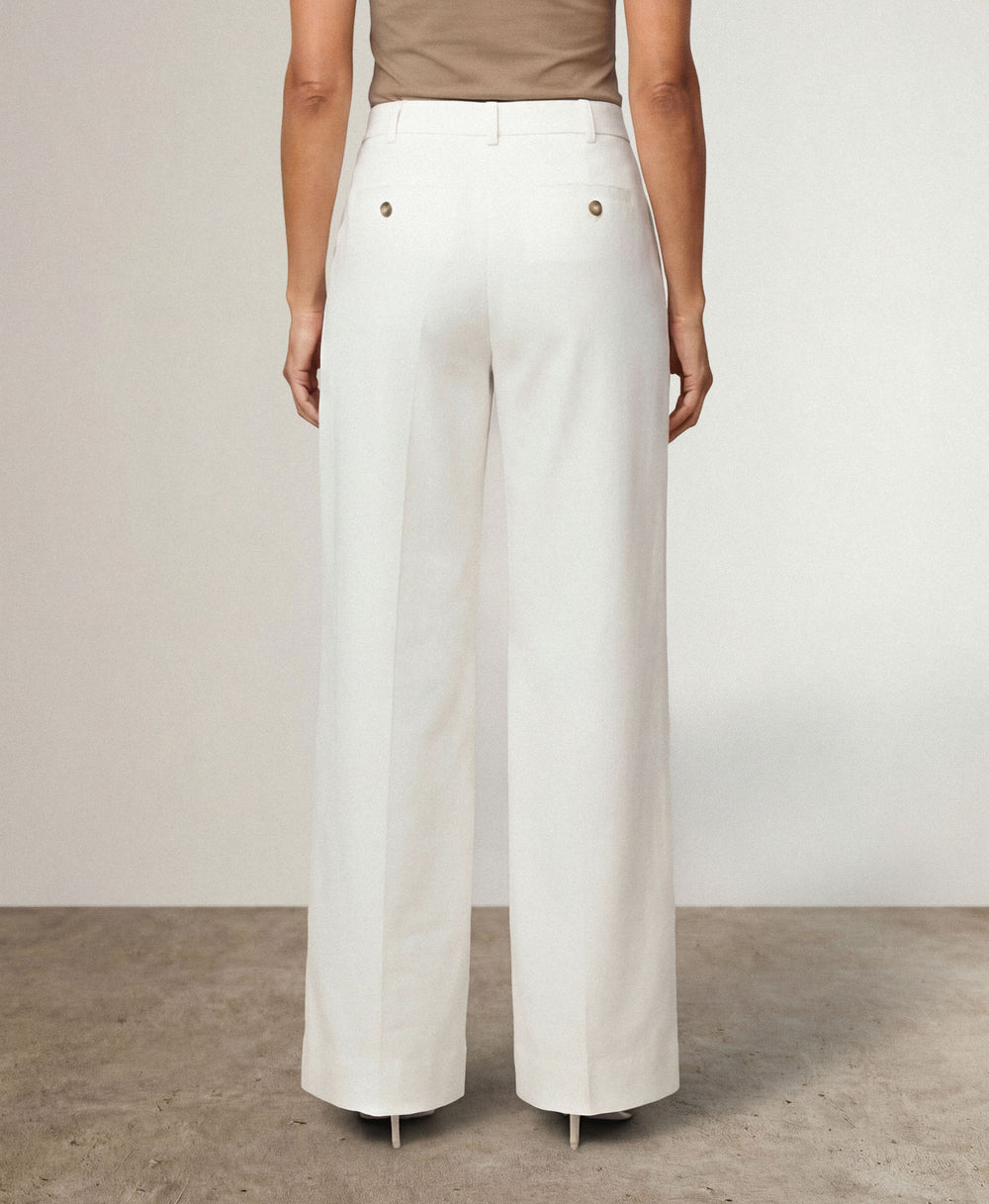 |white cream