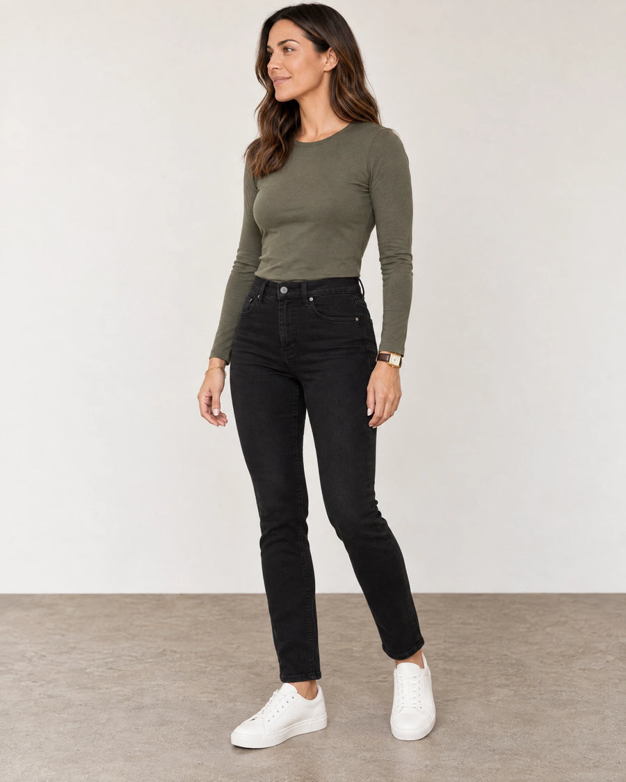 
Slim Leg Jeans campaign 01