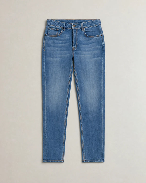 Slim Leg Jeans campaign 09|classic wash denim