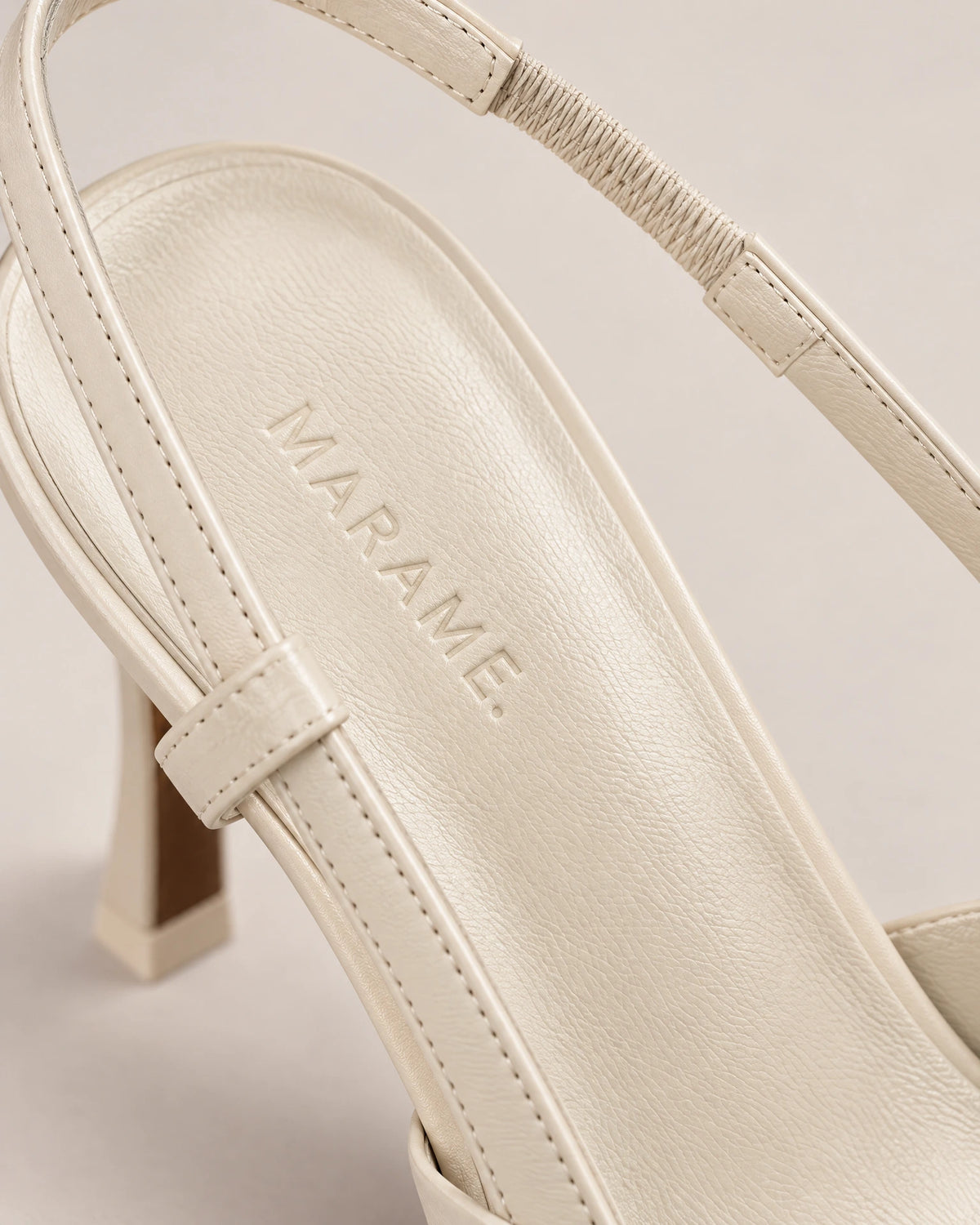 
Slingback Leather Heels campaign 05