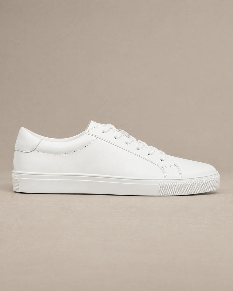 Smart Leather Trainers campaign 04|white