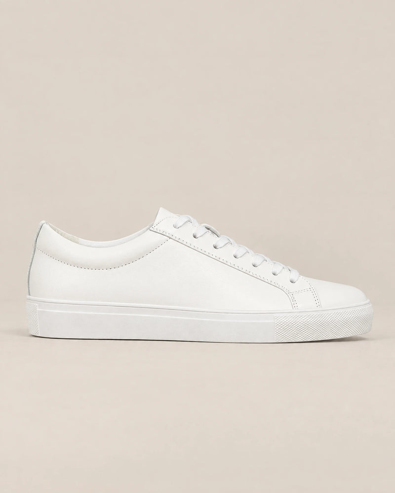 Smart Leather Trainers campaign 04|white