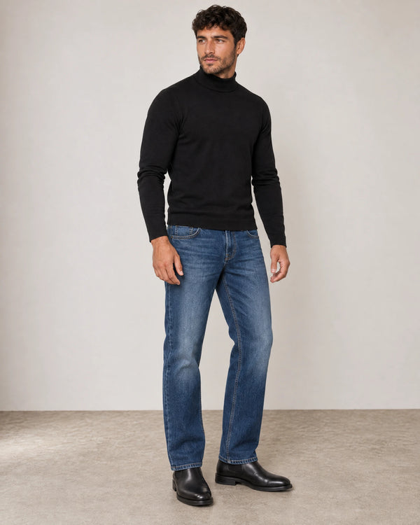 Straight Leg Jeans campaign 01|navy wash denim