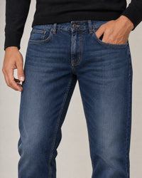 Straight Leg Jeans campaign 03|navy wash denim