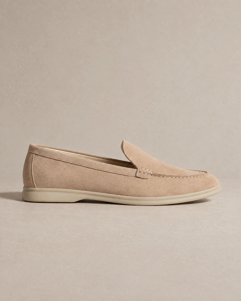 Suede Loafers campaign 04|sandstone