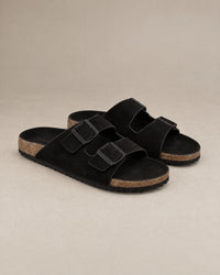 Suede Sandals campaign 03|black