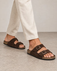 Suede Sandals campaign 02|brown