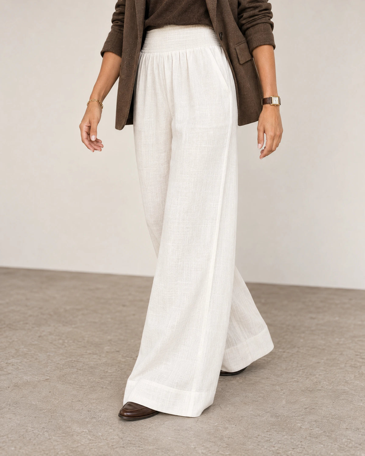 
The Amara Linen Trouser campaign 05