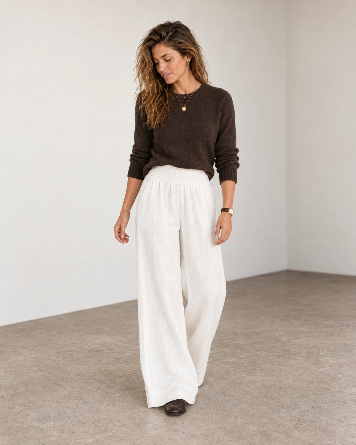
The Amara Linen Trouser campaign 06