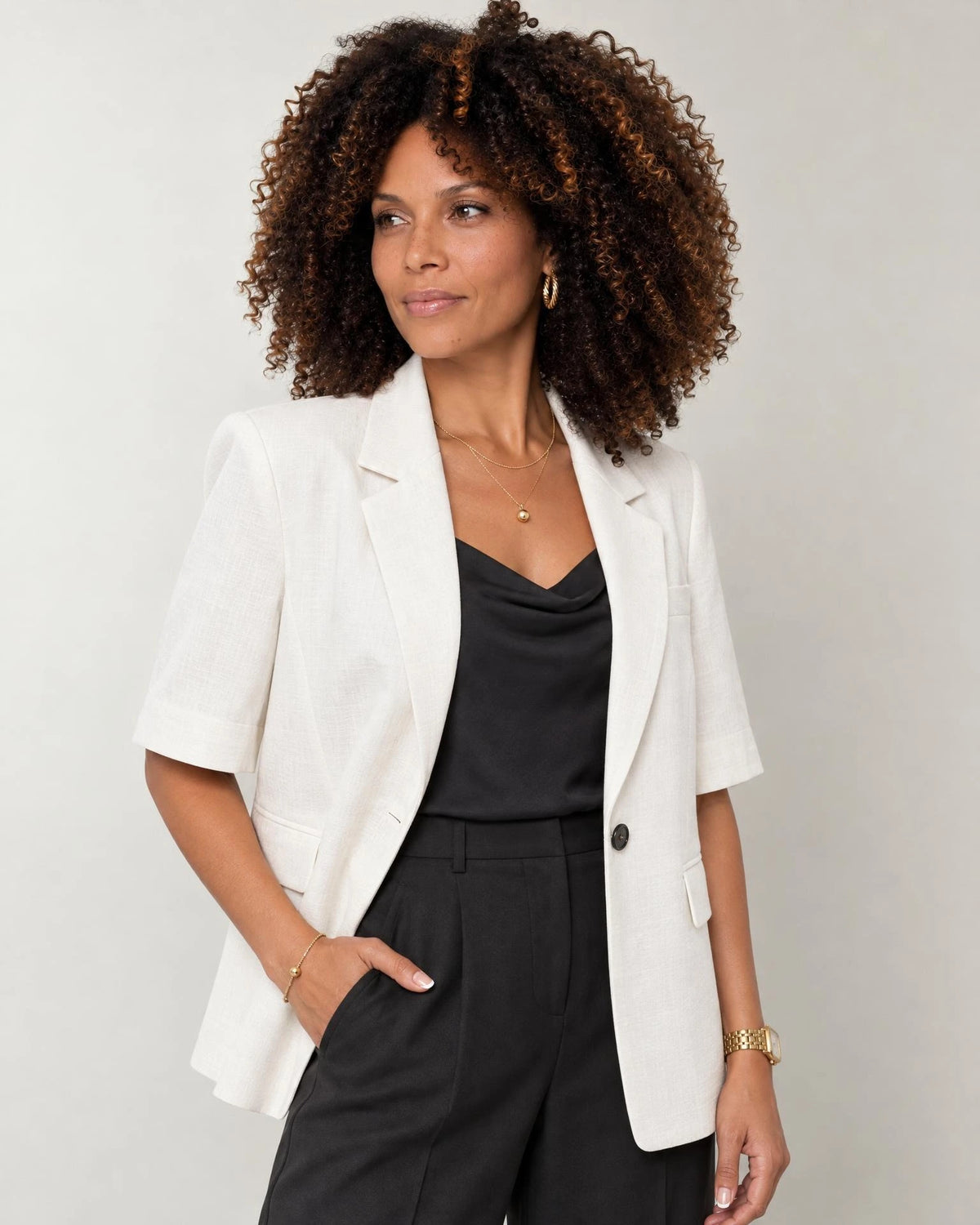 
The Eden Shoulder Pad Blazer campaign 01