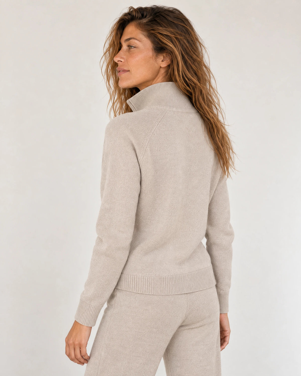 
The Varo Knit Funnel Neck campaign 04