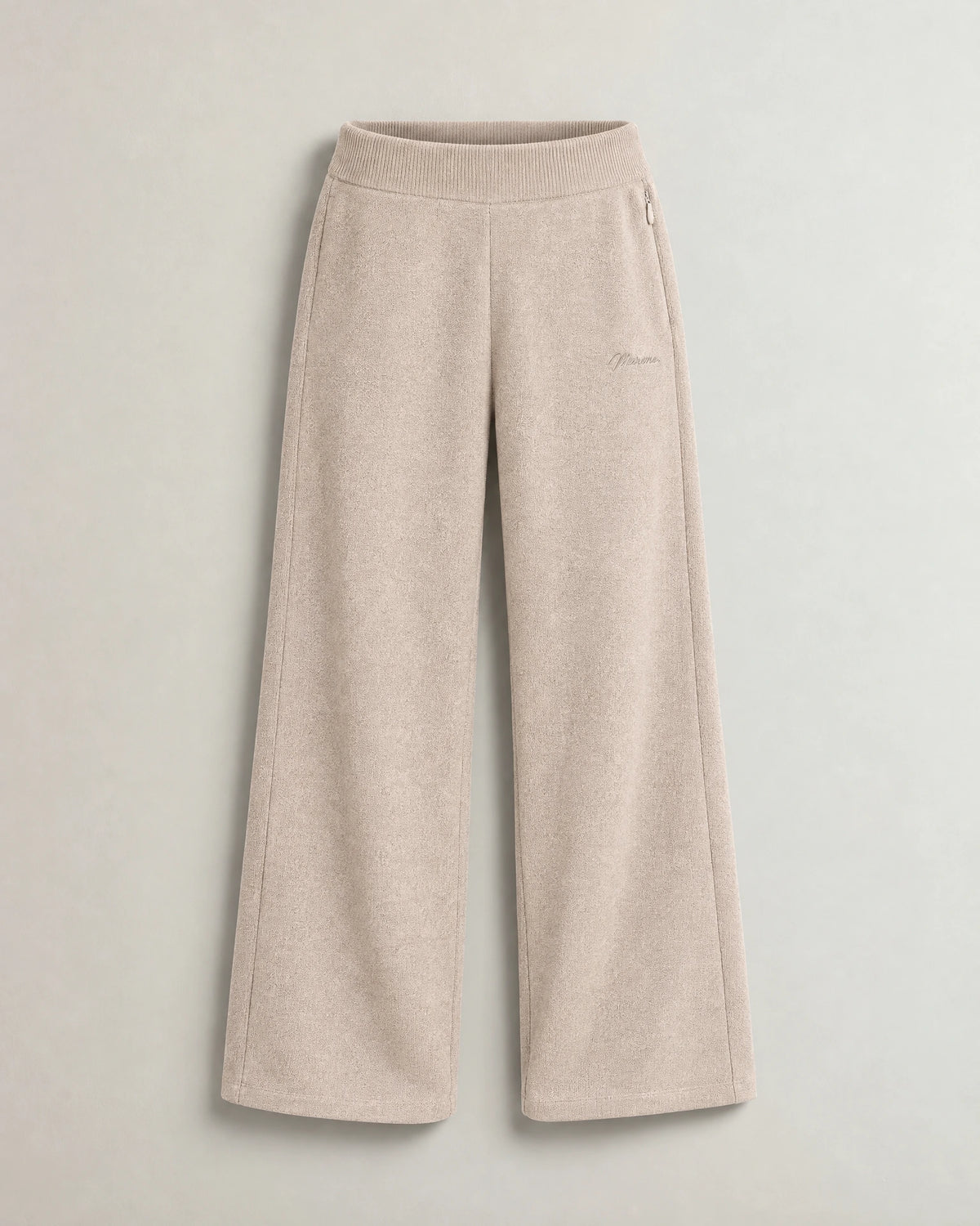 
The Varo Knit Pant campaign 09