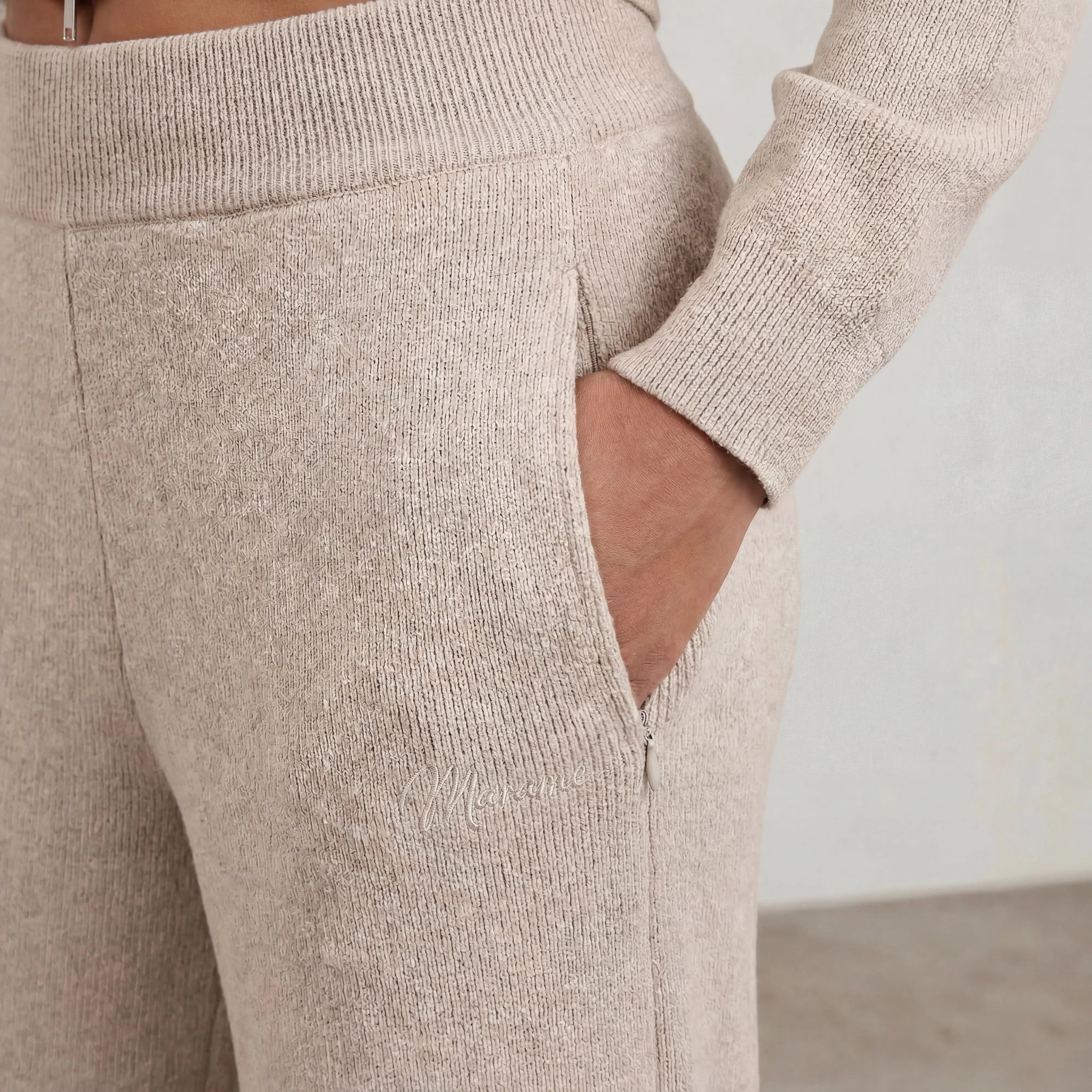 |beige taupe