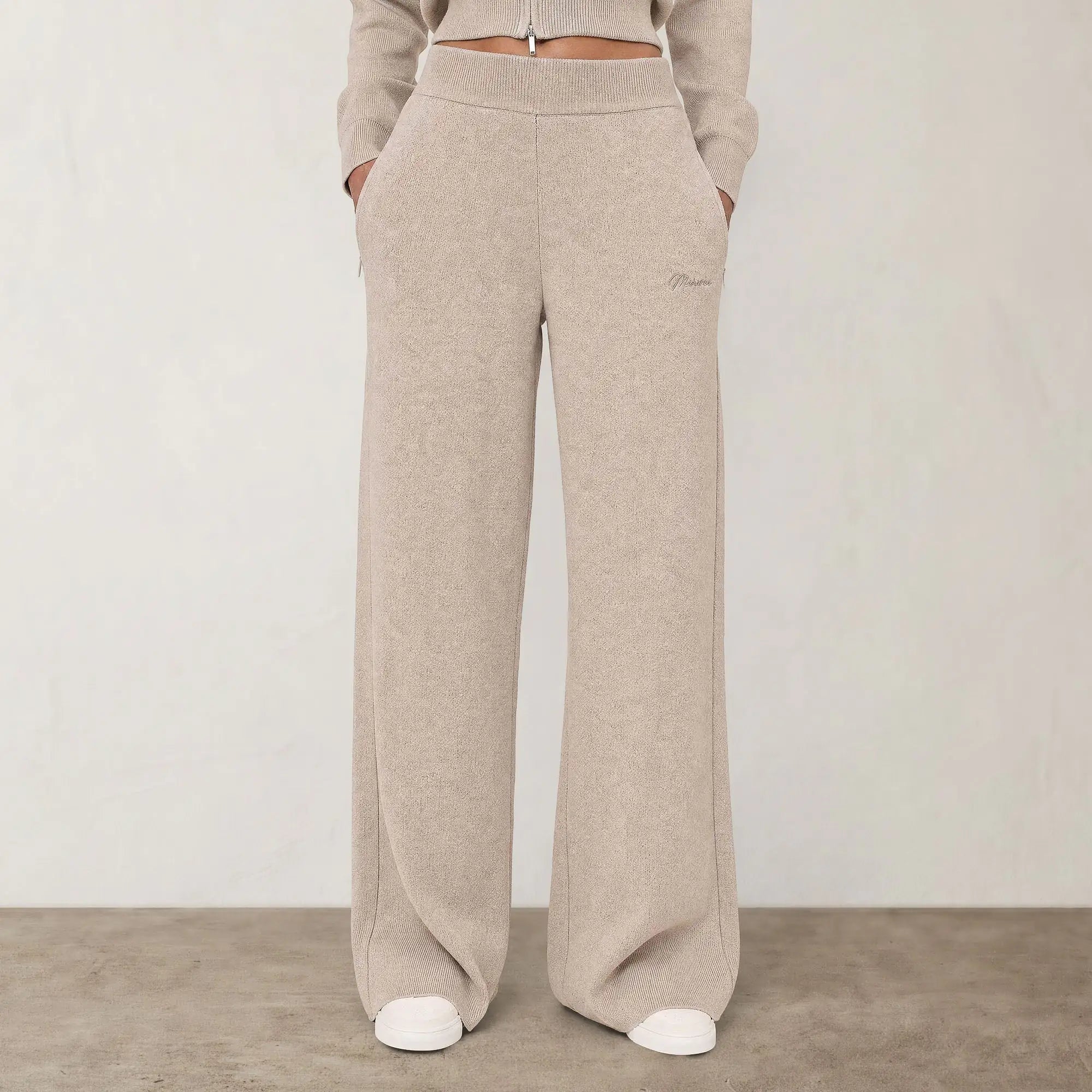 |beige taupe