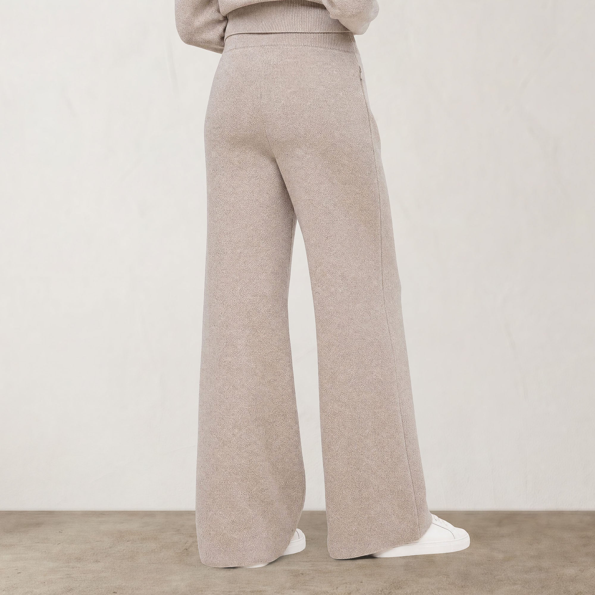 |beige taupe