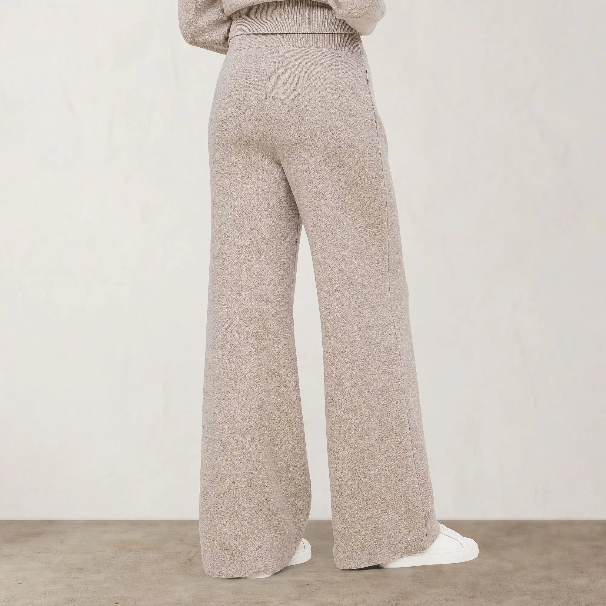 |beige taupe