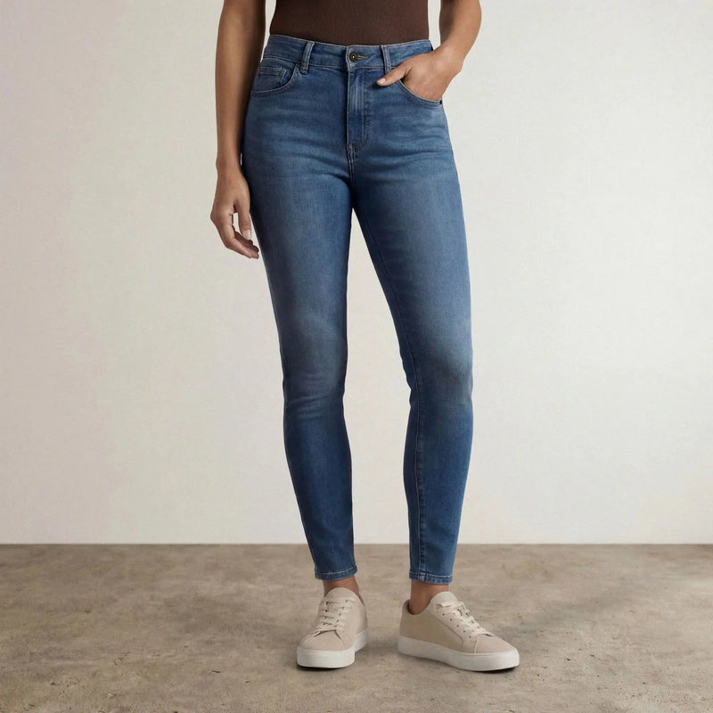 |deep navy wash denim