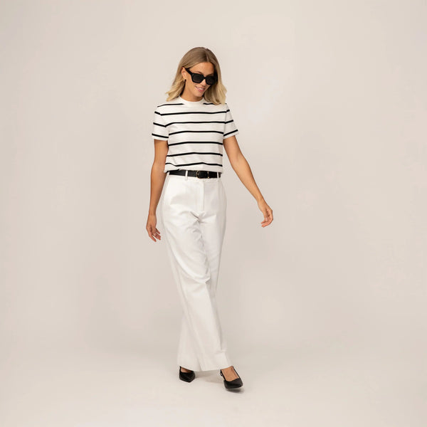 Woman wearing a Marame Regular Fit Striped T-Shirt in White Snow/Black, front view. |White Snow/Black
