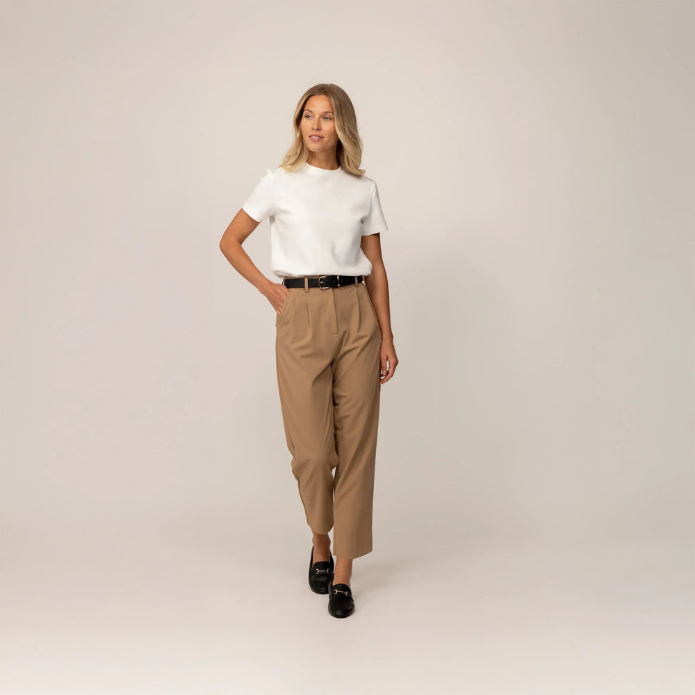 Woman wearing a Marame Regular Fit T-Shirt in White, front view. |white